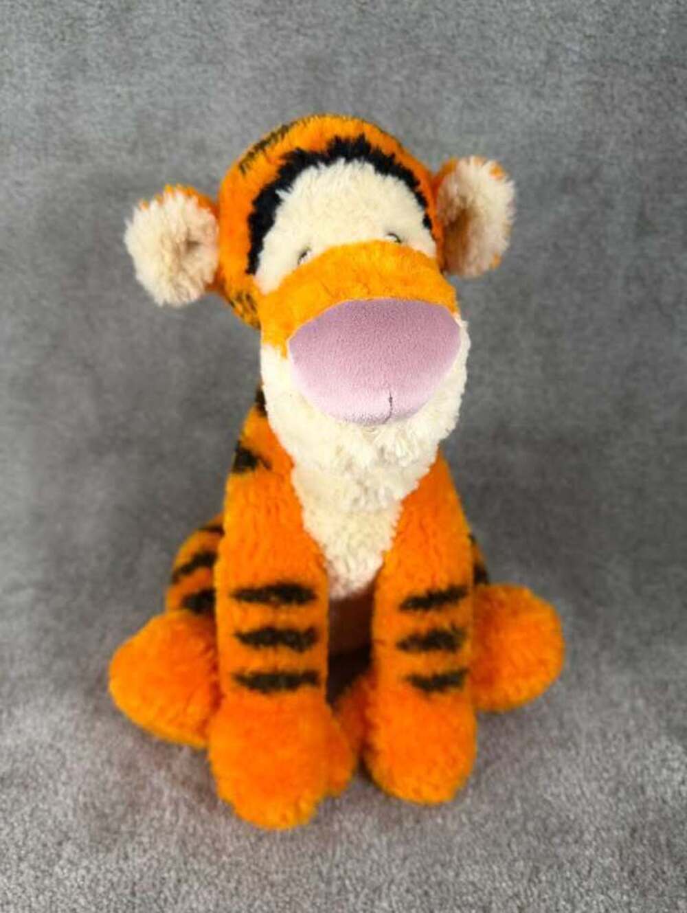 Vintage Disneyland Resort Tigger from Winnie the Pooh 12” Plush